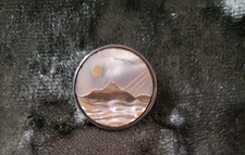 Vintage Small MOP & Abalone Inlay Brooch – Bird & Mountain Scene – Round  smaPin