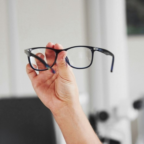 Reglaze single vision lenses