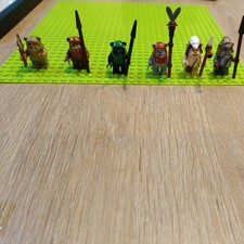 LEGO Star Wars Mini Figures Ewok Village 