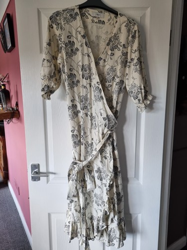 Beige flower print wrap around - beige,