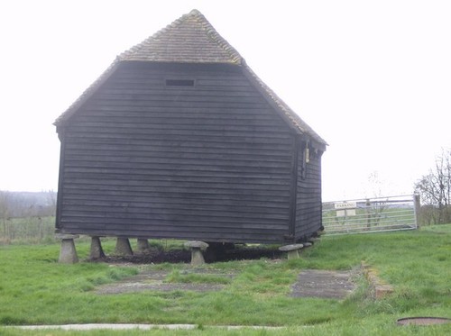 Photo 6x4 barn staddle - 6x4,