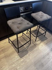 Set of 4 Bar stools with backrest  with cushions