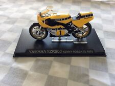 1:24 IXO - ALTAYA YAMAHA YZR