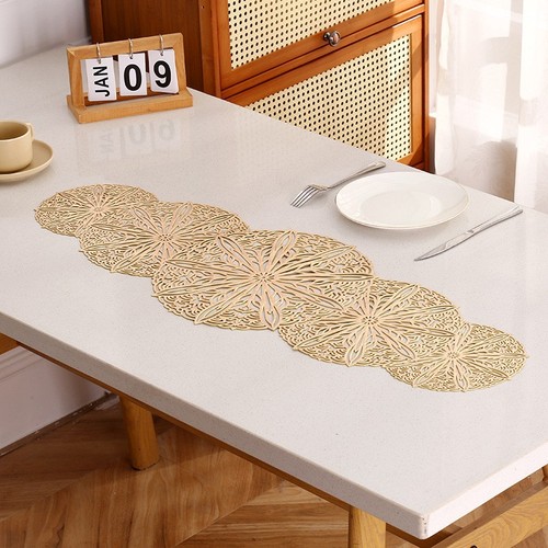 Round shape white - shape, felt