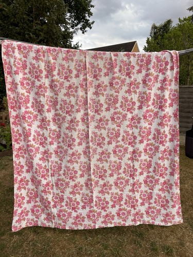 Vintage floral pink brushed