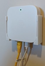 Hive Hub V3 Wall Mount - dock