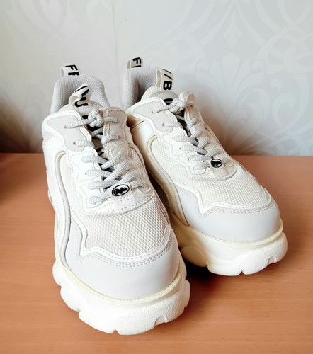 Buffalo womens white platform