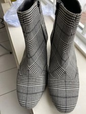 M&S INSOLIA SIZE 5 WOMENS