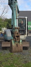 6 tonne Digger Kobelco