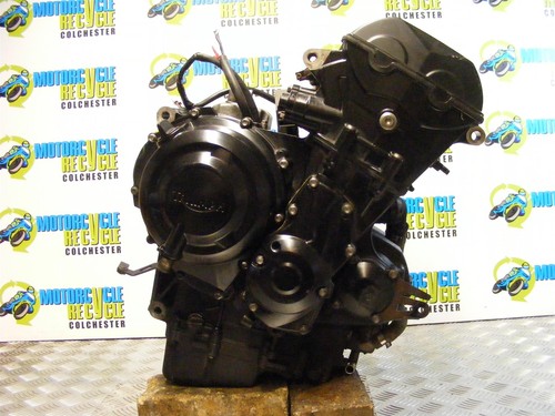 Triumph street triple engine - street,