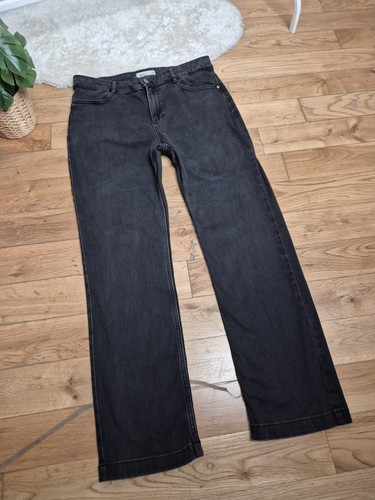 Straight leg jeans - leg, uk