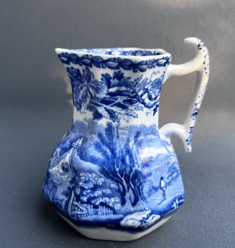 Octagonal small pitcher - small,