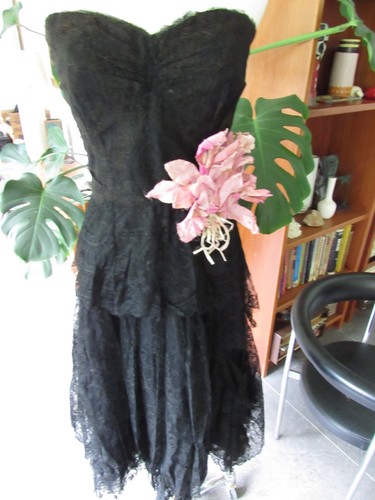 40s vtg chantilly lace black - 40s,