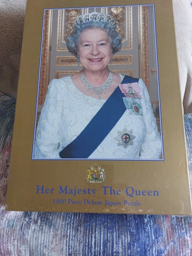 Her majesty the - majesty, 1000