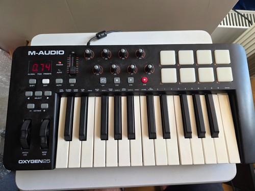 Audio oxygen midi - m-audio, 25