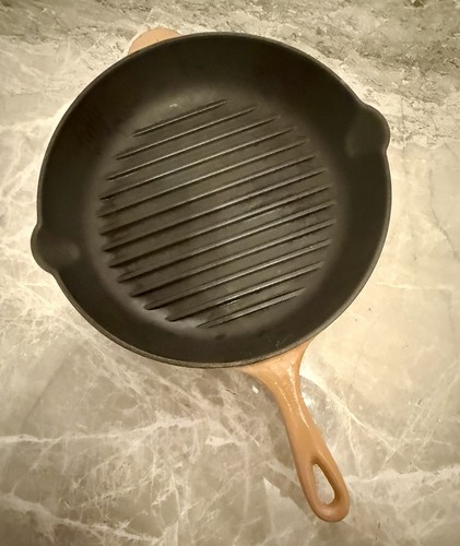 Vintage creuset 26 - #26, cast