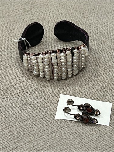 Beaded freshwater pearl - beaded,