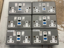 Metalclad Surface 2 Gang Switch Socket 13 Amp - Selectric LG9098MB-RCD