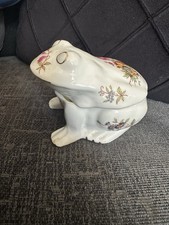 Fine bone china frog shaped