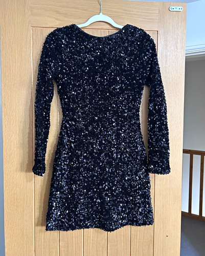 Black sequin back deatil - black,