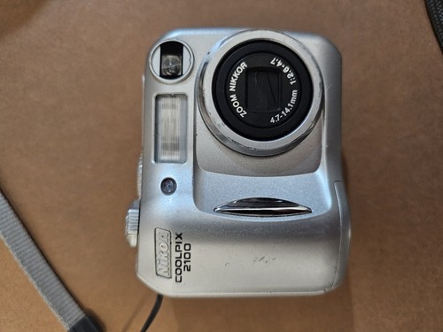 Nikon coolpix 2100 - nikon,