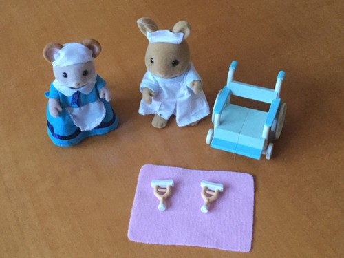 Sylvanian families emily - families,