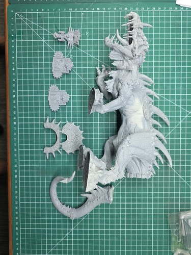 Forge world dread saurian - dread,