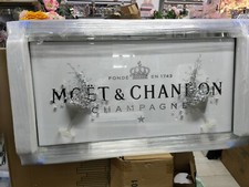 Moet And Chandon 3D Liquid Art