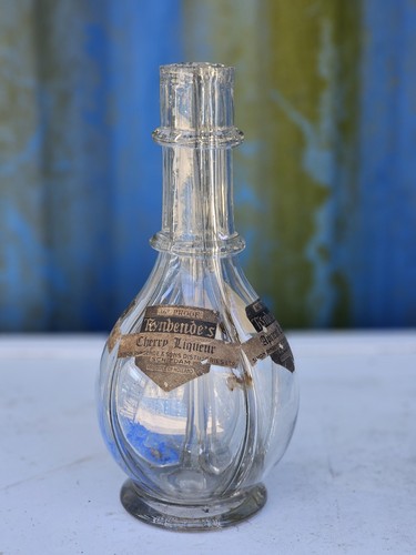 Vintage hand blown chamber - hand, 4-chamber