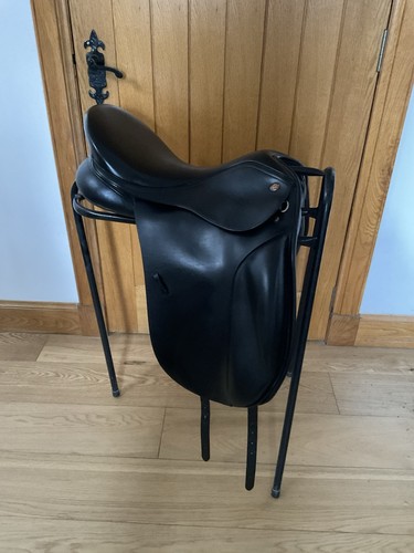 Kent masters dressage saddle - kent,
