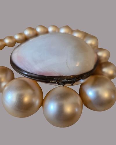 Vintage natural clam shell - natural,