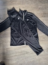 Mens Nike Tracksuit Size Medium 