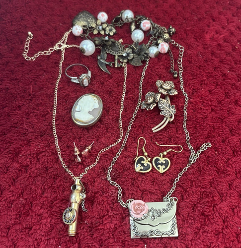 Costume jewellery mixed lot - jewellery,