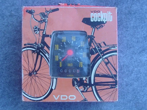 Vdo trio speedometer circa - vdo,