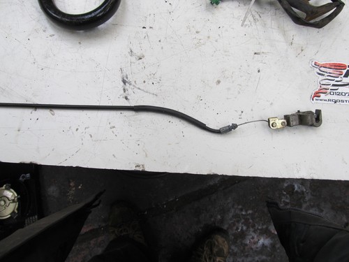 Honda deauville 650 seat catch - honda,