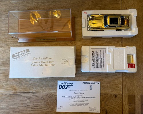 Danbury special edition bond - edition,