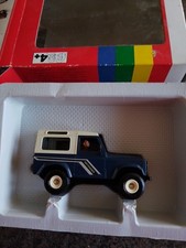 Britains 9507 Land Rover Defender 90  In Box