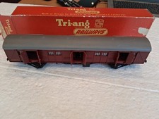 Triang R227 Utility Van Maroon Livery with Opening Doors Original Box. VGC C16