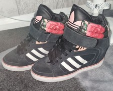 Rare design Flower Adidas