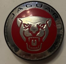 (192) Genuine Used Jaguar Alloy Wheel Centre Cap 60mm Red Silver