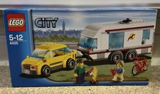 LEGO City 4435 Car and Caravan