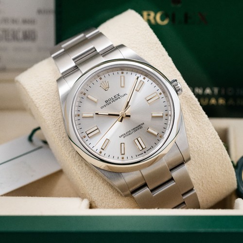 Rolex oyster perpetual - oyster, 124300