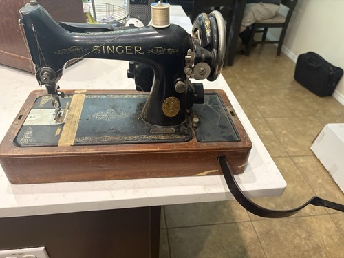 Singer antique 1930s - singer, sewing
