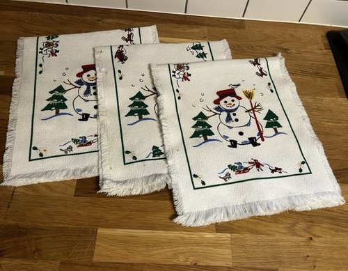 Pfaltzgraff snow village table - pfaltzgraff,