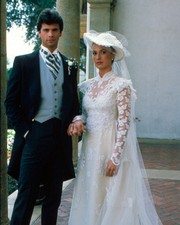 Falcon Crest [Cast] (38689)