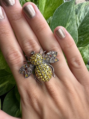 18k bumble bee - diamond, and