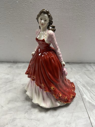 Royal doulton figurine special - royal,