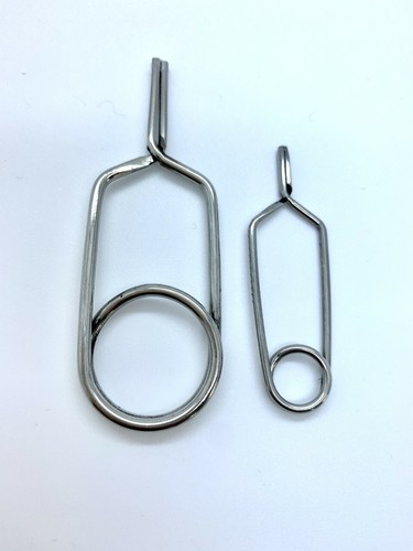 Hackle plier small and - 2x,