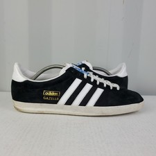 *RARE* UK 9 - adidas Gazelle