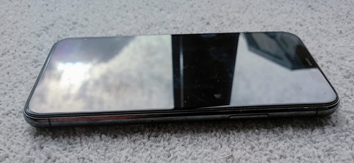 Apple iphone pro - 64gb,